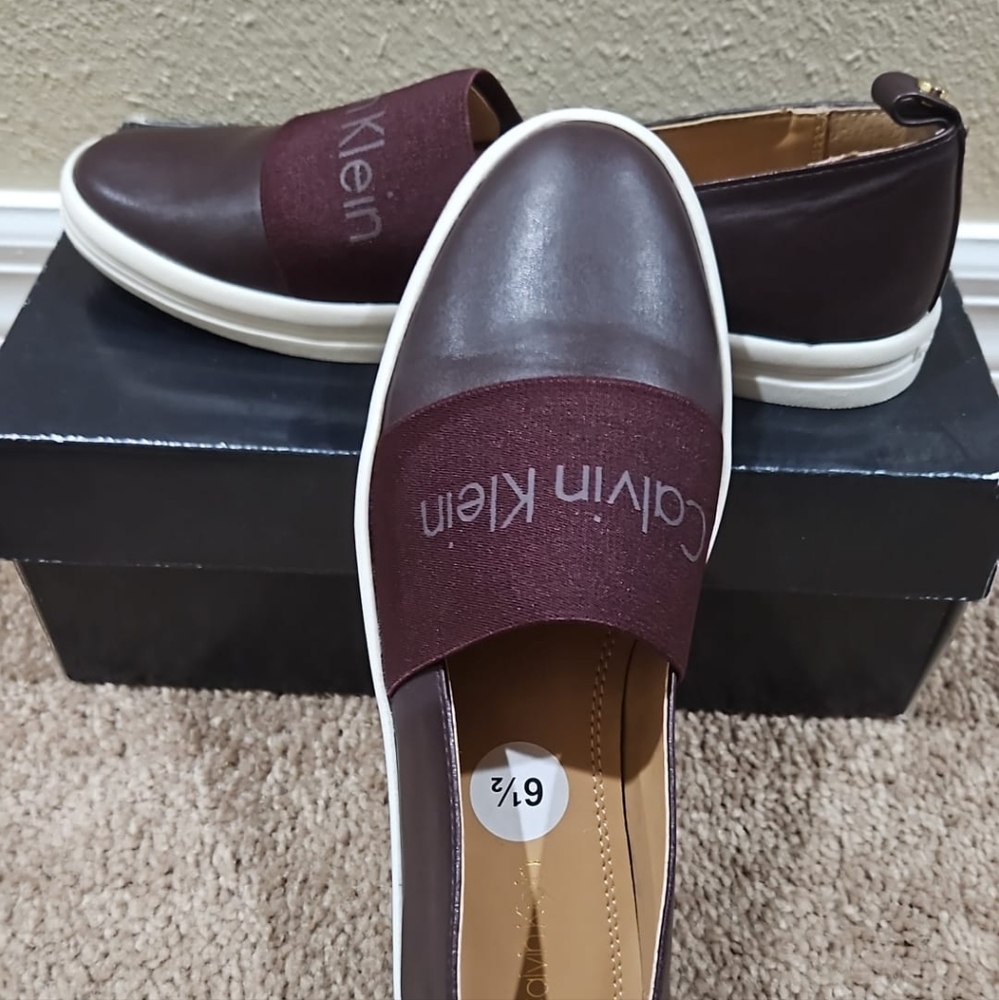 Calvin Klein size 6.5 slip on